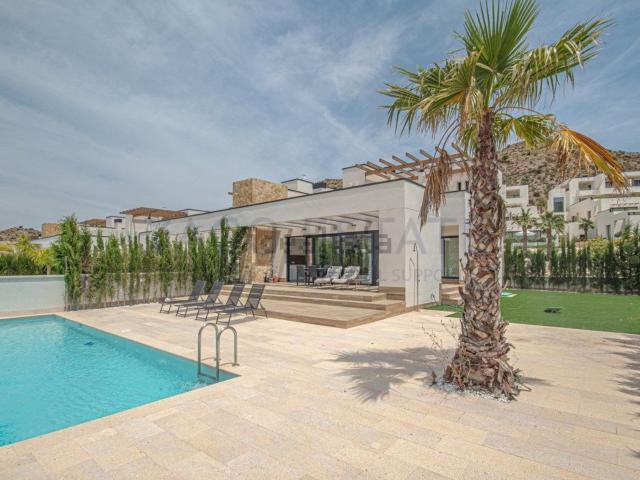 Casa en alquiler en el Vinalopó Mitjà / El Vinalopó Medio, Valencia