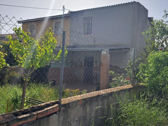 Casa en venta en Cecilia Bartolomé (Mujeres Libres), l'Alt Vinalopó / El Alto Vinalopó