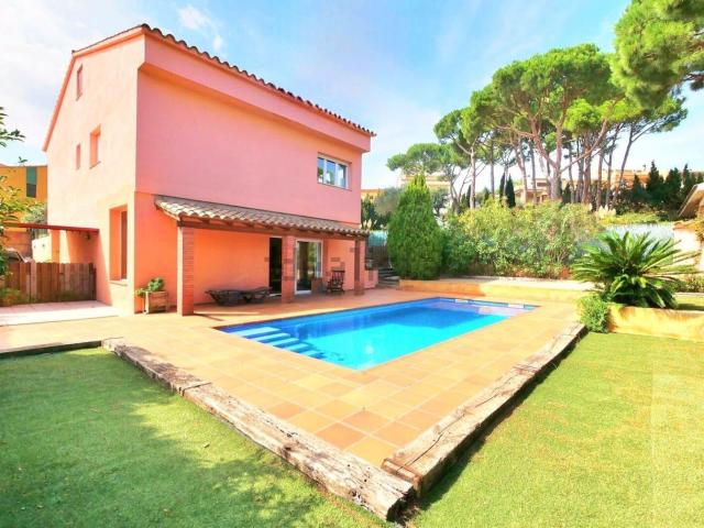 Casa en venta en Baix Empordà, Catalunya
