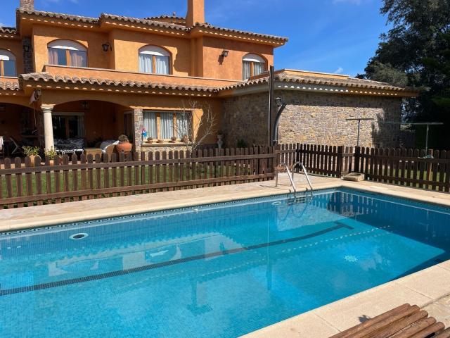 Casa en venta en Mont-ras, Girona