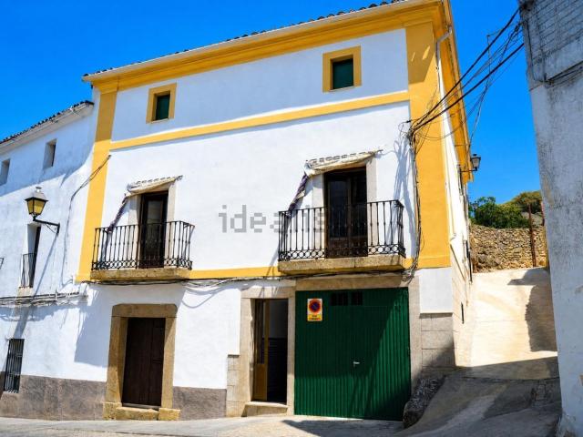 Casa en venta en Montánchez, Extremadura