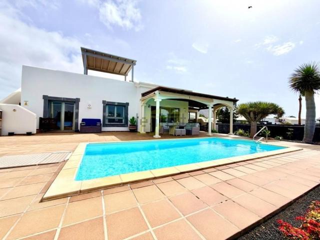 Casa en venta en Playa Blanca, Yaiza