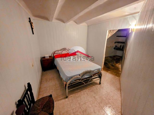 Casa en venta en Montehermoso, Extremadura