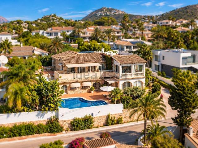 Casa en venta en Moraira, la Marina Alta