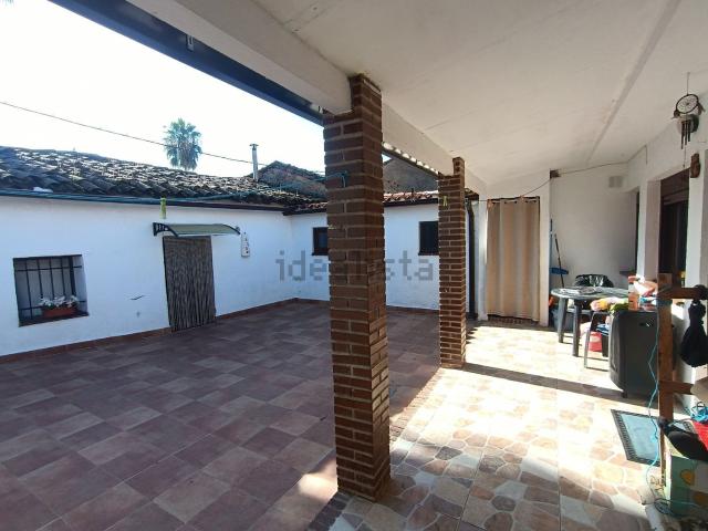 Casa en venta en Moraleja, Cáceres