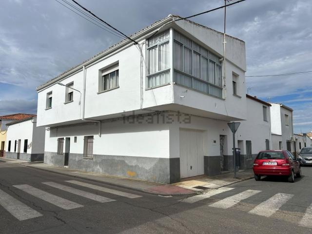 Casa en venta en Moraleja, Cáceres