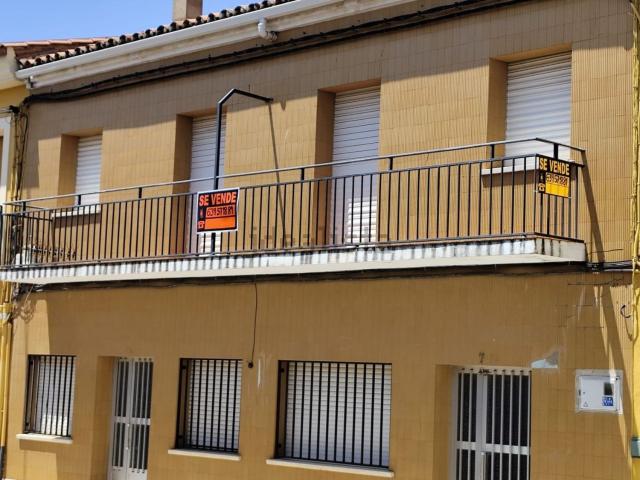 Casa en venta en Moraleja, Cáceres