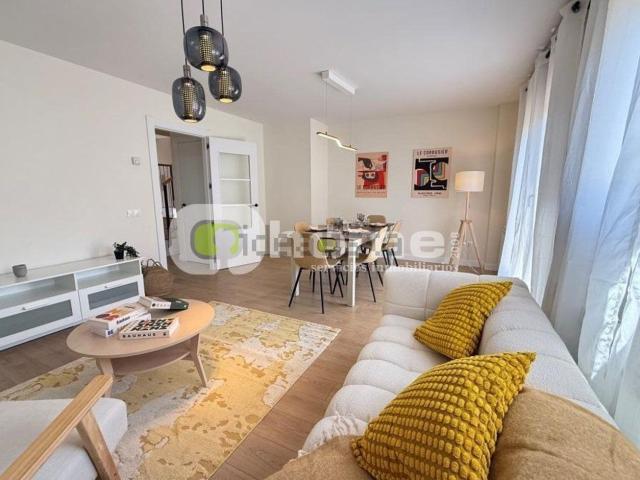 Casa en venta en Morales De Toro, Castilla y León