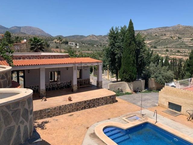 Casa en venta en Urbanització Lloma d'Espí, l'Alacantí