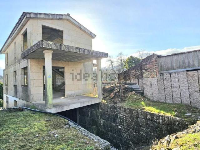 Casa en venta en Mos, Vigo