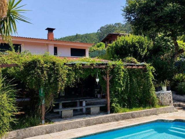 Casa en venta en Mos, Vigo