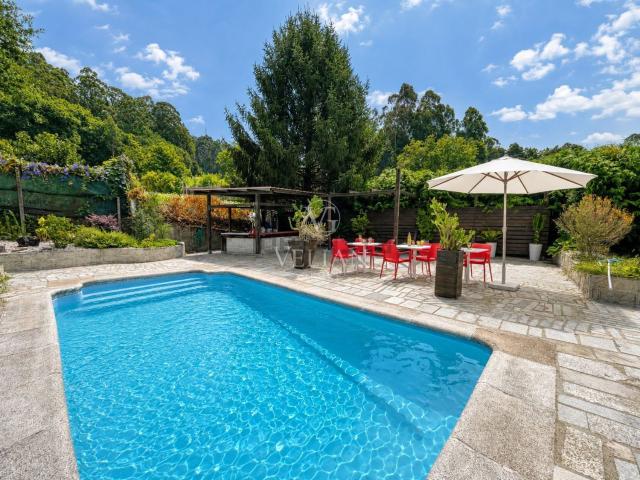 Casa en venta en Mos, Vigo