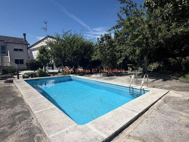 Casa en venta en Mos, Vigo