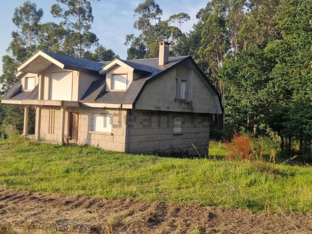 Casa en venta en Mos, Vigo