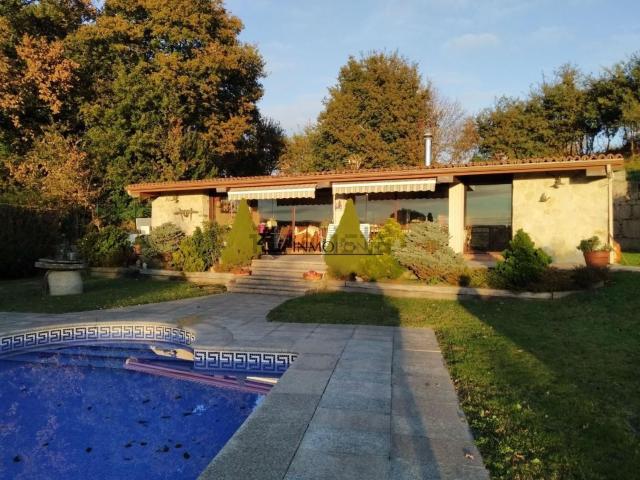 Casa en venta en Mourente, Pontevedra