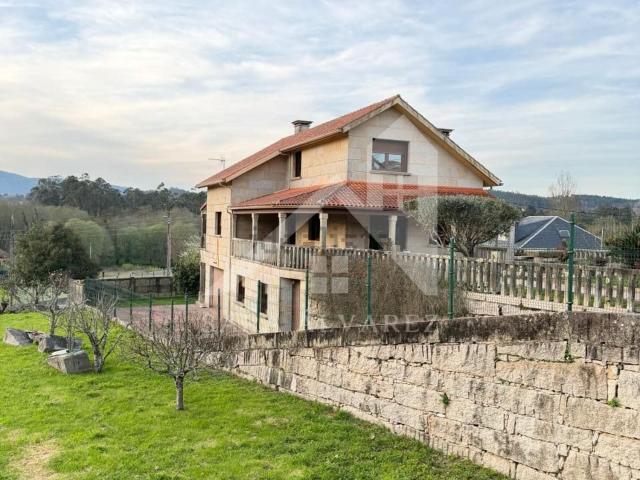 Casa en venta en Mourente, Pontevedra
