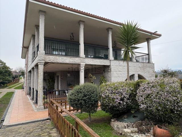 Casa en venta en Mourente, Deza