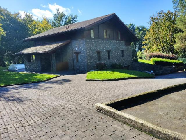 Casa en venta en Mungia, Guipúzcoa
