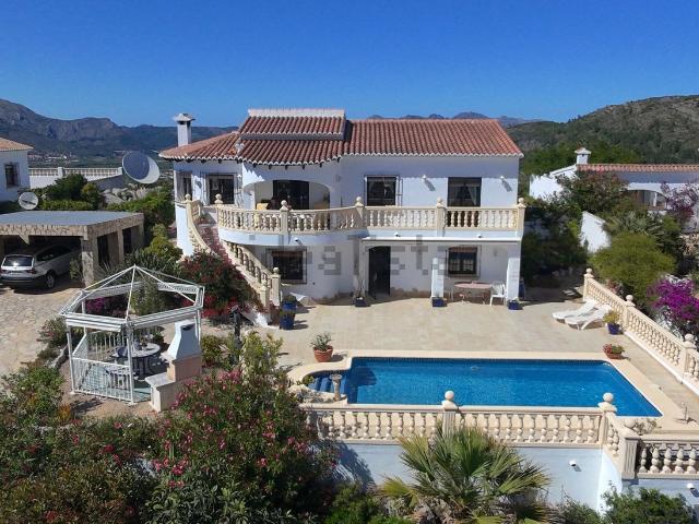 Casa en venta en la Marina Alta, Valencia