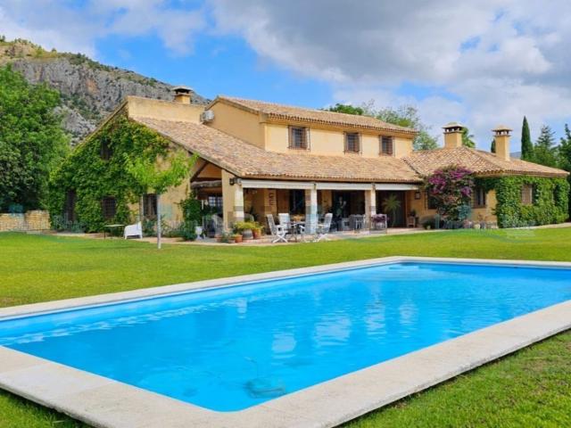 Casa en venta en el Comtat, Valencia
