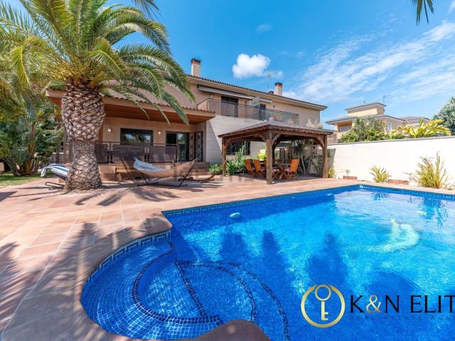 Casa en venta en Urbanització L'Almaixada, l'Alacantí