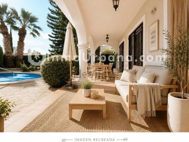Casa en venta en Bonalba, l'Alacantí
