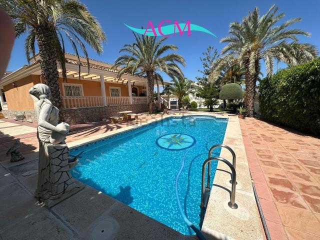 Casa en venta en Urbanització L'Horta, l'Alacantí