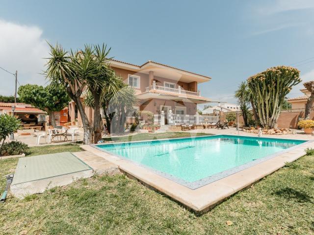 Casa en venta en Urbanització L'Horta, l'Alacantí