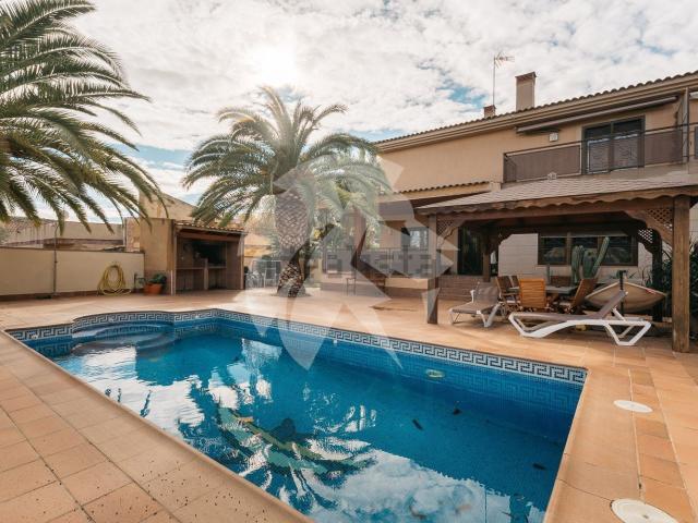 Casa en venta en Urbanització L'Almaixada, l'Alacantí