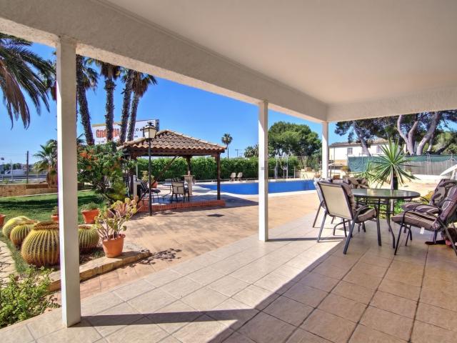 Casa en venta en les Penyetes, l'Alacantí