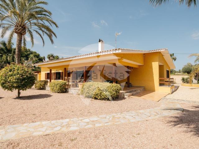 Casa en venta en Urbanització L'Almaixada, l'Alacantí
