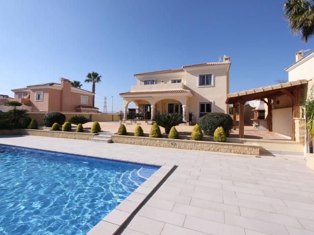 Casa en venta en Bonalba, l'Alacantí