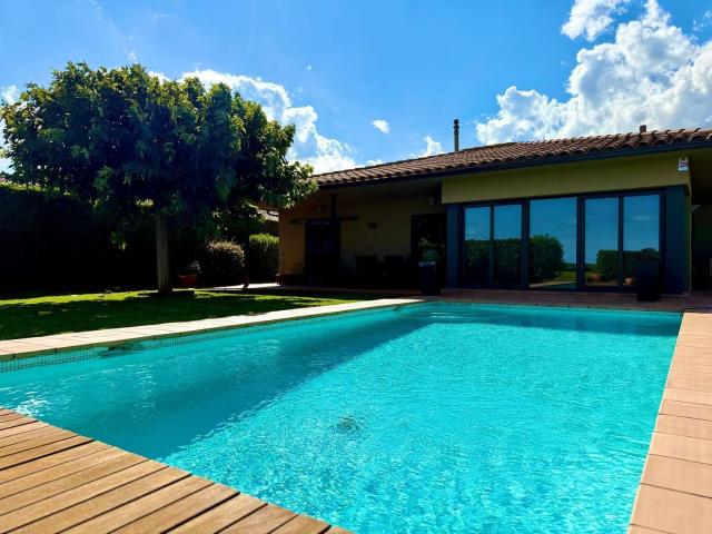 Casa en venta en Navata, Girona