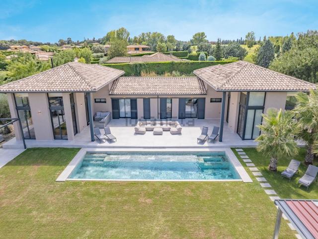 Casa en venta en Alt Empordà, Catalunya