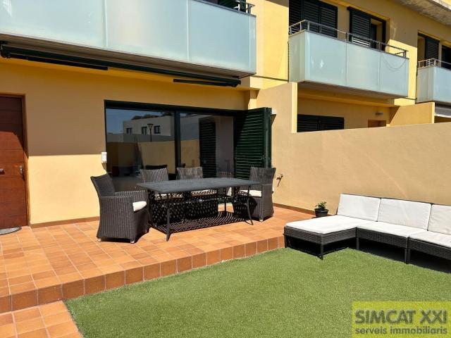 Casa en venta en Navata, Girona