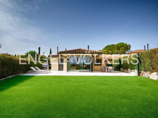 Casa en venta en Alt Empordà, Catalunya