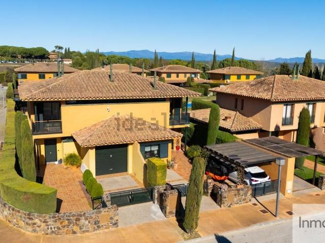 Casa en venta en Alt Empordà, Catalunya