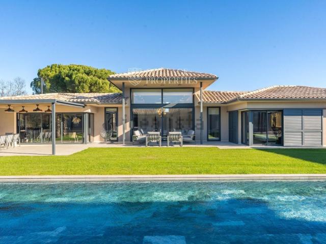 Casa en venta en Navata, Girona