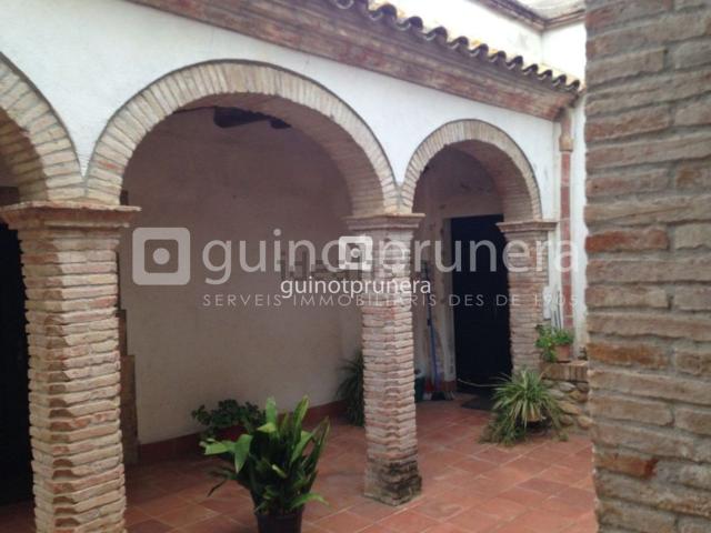 Casa en venta en Navata, Girona