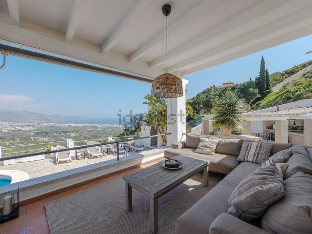 Casa en venta en Macaca, La Axarquía
