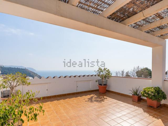 Casa en venta en Maro, La Axarquía