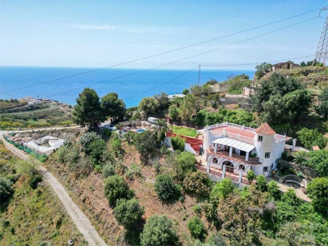 Casa en venta en Macaca, La Axarquía