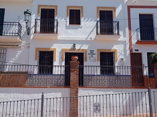Casa en venta en Maro, La Axarquía