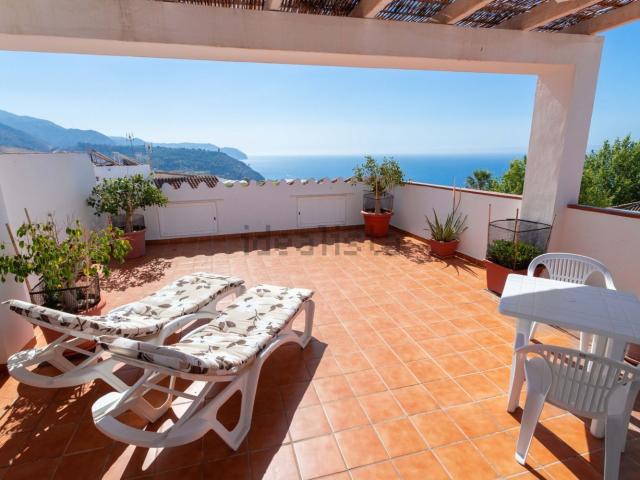 Casa en venta en Maro, La Axarquía