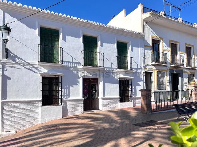 Casa en venta en Maro, La Axarquía