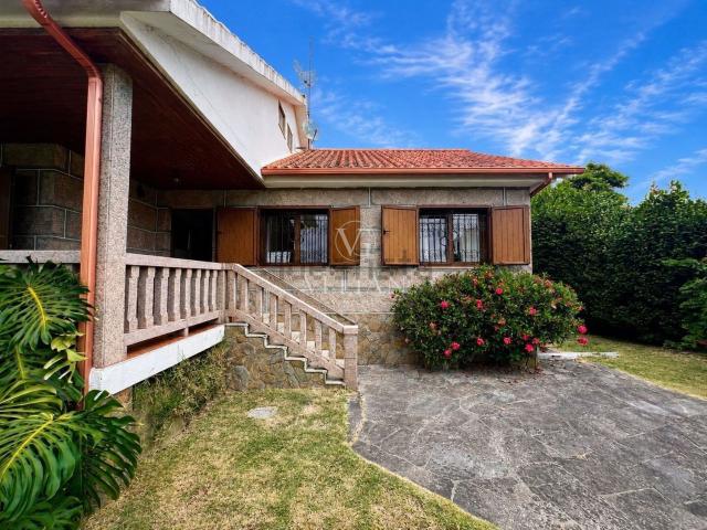 Casa en venta en Vigo, Galicia