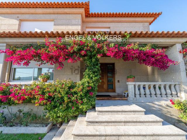 Casa en venta en Canido, Vigo