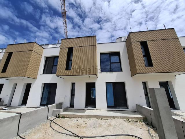 Casa en venta en Canido, Vigo