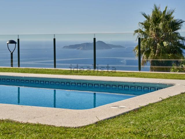 Casa en alquiler en Rouxo, Vigo