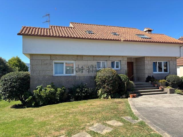 Casa en venta en Panxón, Vigo